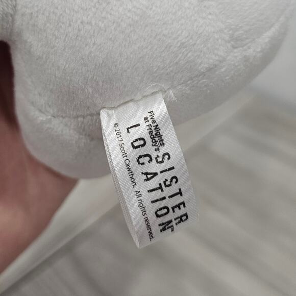 Five Nights at Freddy's Sister Location 2017 Funtime Freddy Bonnie Puppet FLAW - Picture 6 of 6